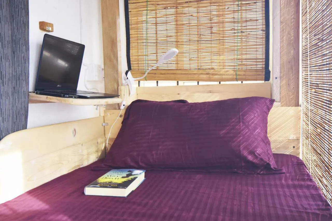 Yoyo Airport Hostel نيجومبو